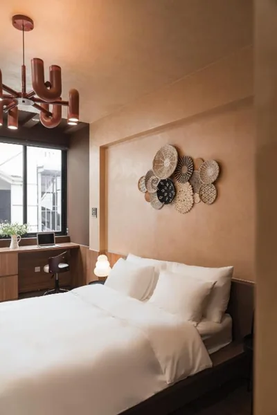 Deluxe King Room — Ukiyo 3 bedrooms house 5' walk to Hanoi Flag Tower